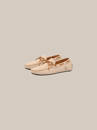 Thumbnail for 2 khaki par - IA GPT.jpg