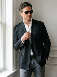 Thumbnail for Blazer St James's Linen Double-Breasted — St James negro - primer plano dia.jpg