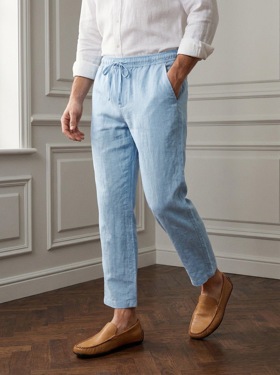 Pantalon de Bambula y lino — Pantalon lino celeste - modelo caminando.jpg