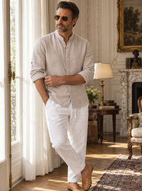 Thumbnail for Camisa Bromley de lino — Bromley beige - Modelo B de pie.jpg
