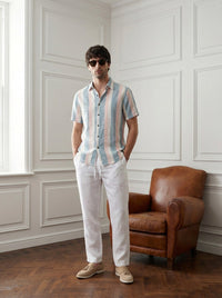 Thumbnail for Camisa Marylebone 100% Lino — Marylebone celeste - Modelo G de pie.jpg