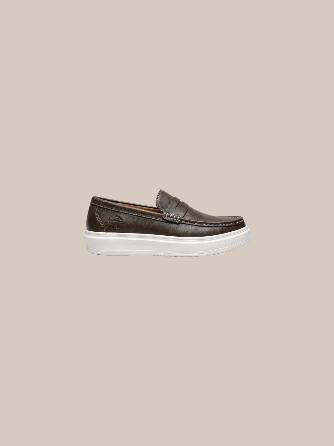 Mocasín Holland Park Platform Penny — 18 dark brown perfil - IA.jpg