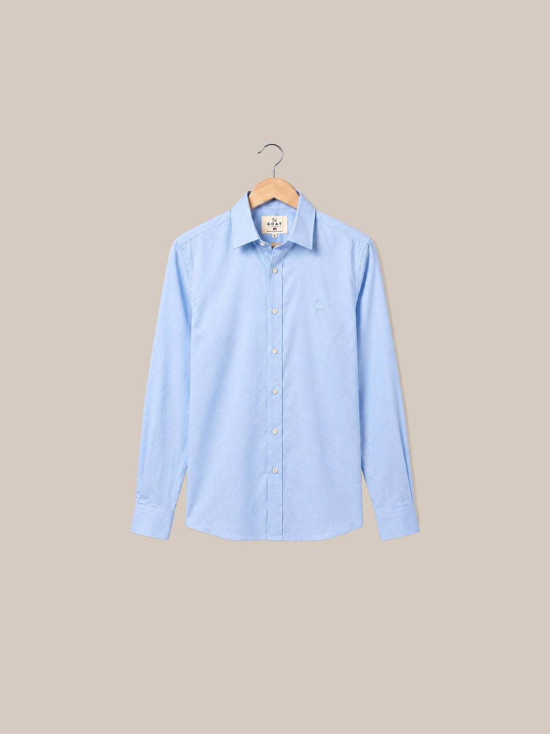 Camisa Knightsbridge Sky Blue Poplin — Modelo 53 celeste percha - IA.jpg