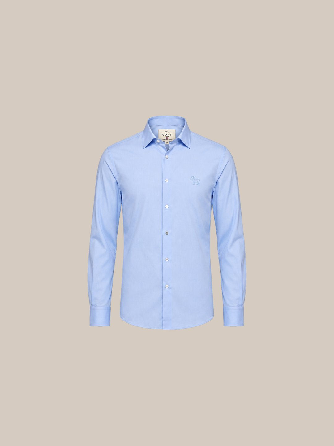 Camisa Knightsbridge Sky Blue Poplin — Modelo 53 celeste plano - IA.jpg