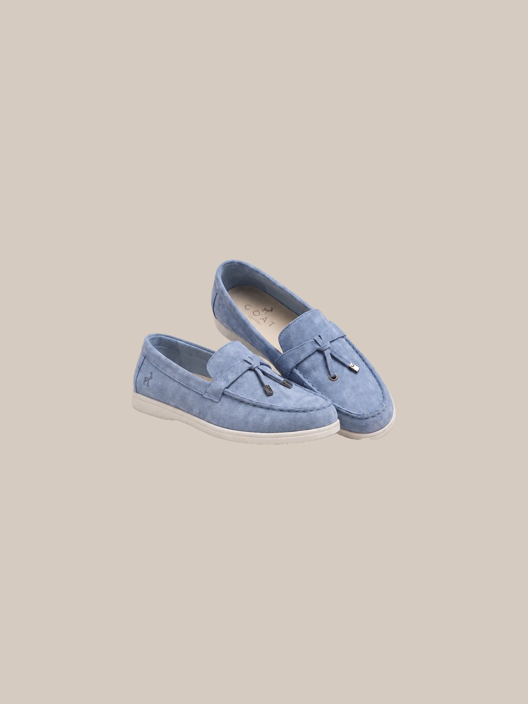 Mocasín Belsize Suede Tassel — 11 light blue par elegante - IA.jpg