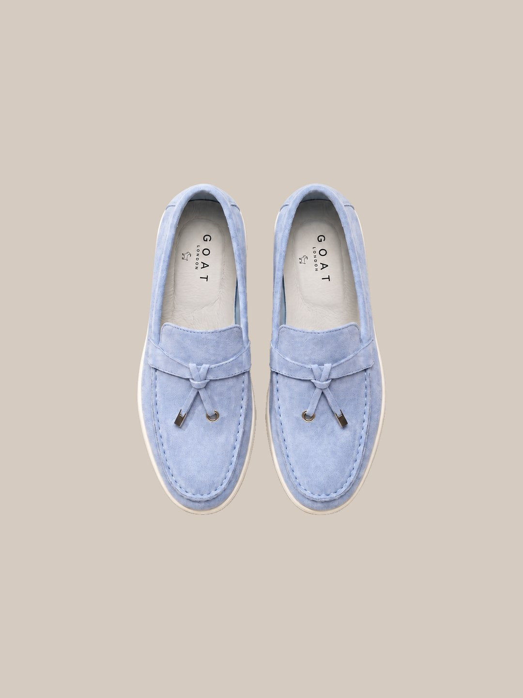 Mocasín Belsize Suede Tassel — 11 light blue arriba elegante - IA.jpg