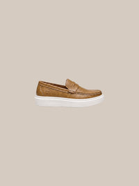 Thumbnail for Mocasín Holland Park Platform Penny — 18 light brown perfil elegante - IA.jpg