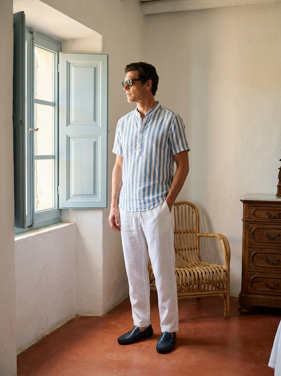 Camisa de lino Manga corta a rayas — Manga corta rayas - Modelo R de pie.jpg